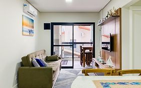 Apartamento super completo a 250mts do mar